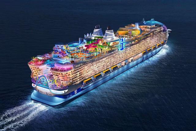 Cruise ship